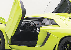 Lamborghini Aventador LP700-4 (2011) Autoart 74668 1/18 