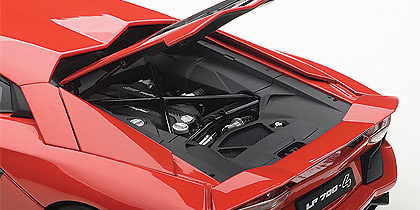 Lamborghini Aventador LP700-4 (2011) Autoart 74669 1/18 