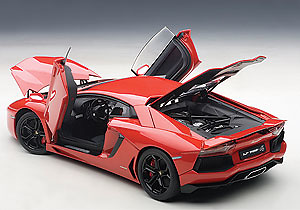 Lamborghini Aventador LP700-4 (2011) Autoart 74669 1/18 