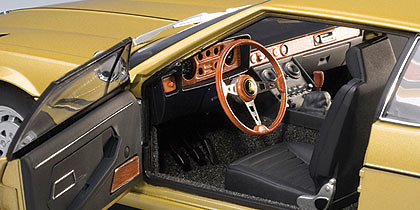 Autoart 74504 Lamborghini Espada (1968) Autoart 1/18 Color Oro Metalizado