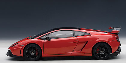 Lamborghini Gallardo LP570 Super Trofeo Stradale (2011) Autoart 74691 1:18 