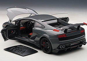 Lamborghini Gallardo LP570 Super Trofeo Stradale (2011) Autoart 74692 1:18 