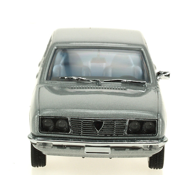 Lancia Beta Berlina (1972) Pego 1/43 