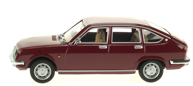 Lancia Beta Berlina (1972) Pego 1/43 