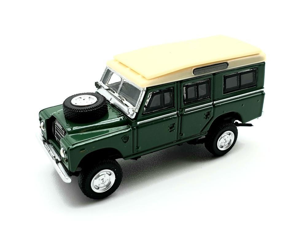 Land Rover 109 Serie 3 Pick-Up (1971) Cararama 52241 1/72 