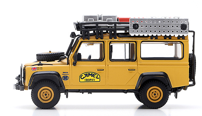 Land Rover Defender 110 Ganador Camel Trophy (1989) TSM MGT000108R 1/64 