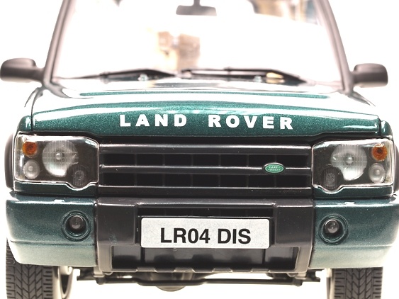 Land Rover Discovery Serie II (1999) Solido 8171 1/18 