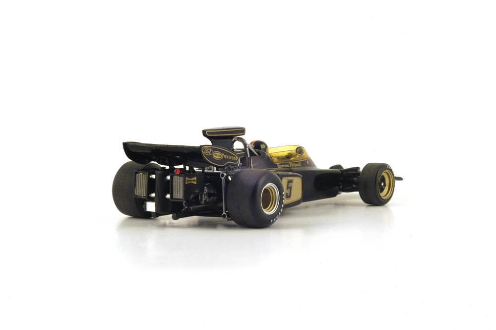 Lotus 72D 