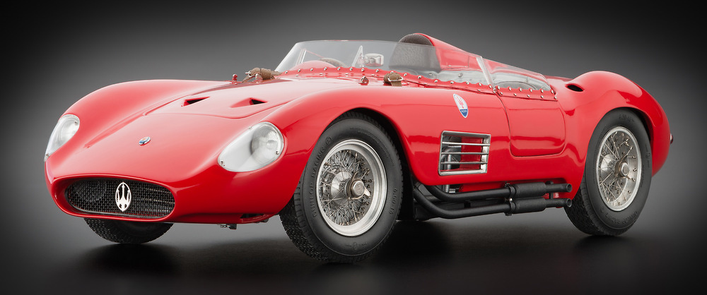 Maserati 300S (1956) CMC M105 1:18 