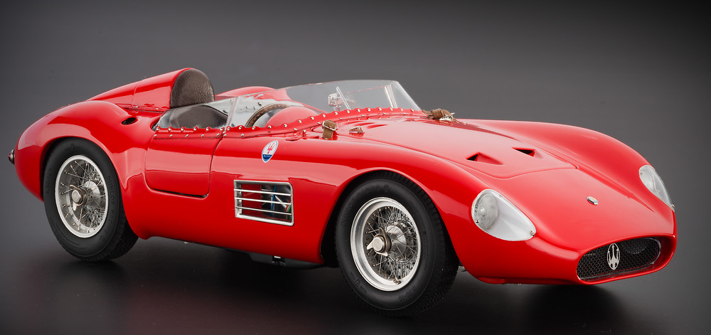 Maserati 300S (1956) CMC M105 1:18 