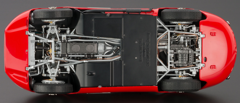 Maserati 300S (1956) CMC M105 1:18 