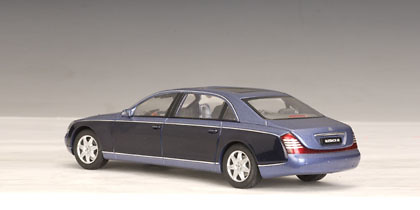 Maybach 62 LWB -W240- (2002) Autoart 56162 1/43 