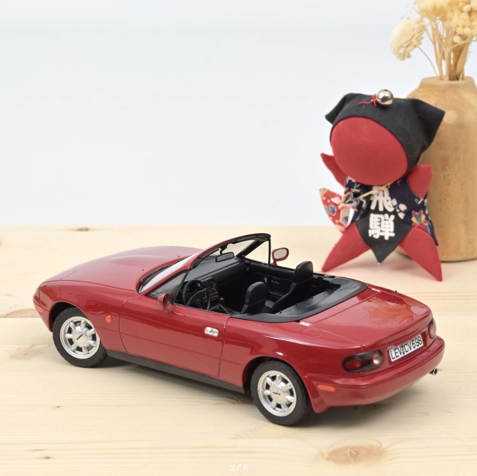 Mazda MX-5 (1989) Norev 188020 1/18 