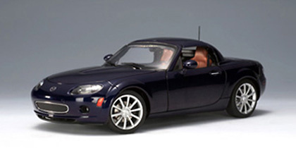 Mazda MX5 Roadster Techo retractil (2006) Autoart 75973 1/18 