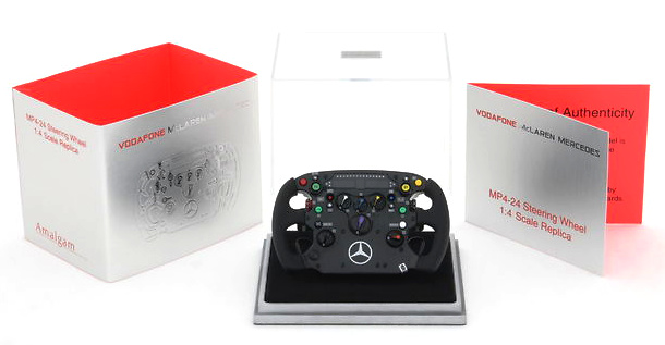 Mclaren Mercedes MP4/24 Volante del monoplaza (2009) Amalgam M5272 1/4 Mclaren Mercedes MP4/24 Volante del monoplaza (2009) Amalgam 1/4