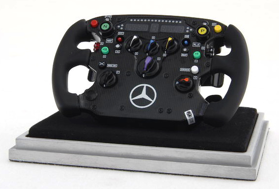 Mclaren Mercedes MP4/24 Volante del monoplaza (2009) Amalgam M5272 1/4 Mclaren Mercedes MP4/24 Volante del monoplaza (2009) Amalgam 1/4