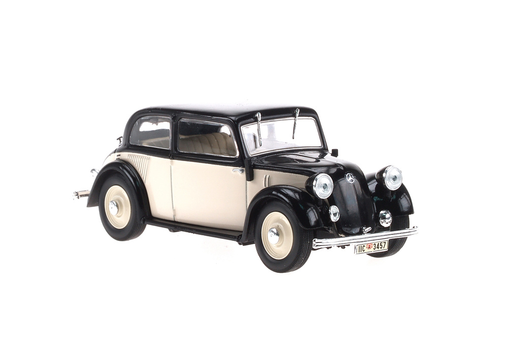 Mercedes 130 -W23- (1934) White Box WB078 1:43 