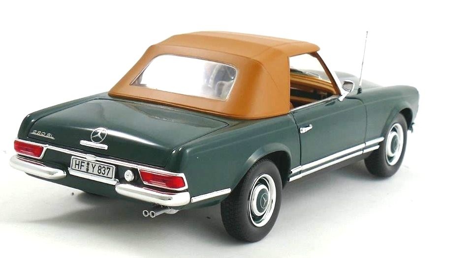 Mercedes Benz 230 SL -W113- (1967) Norev 1/18 
