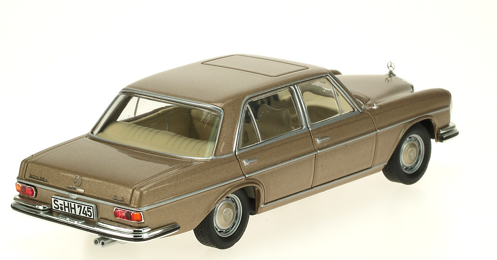 Mercedes 300 SEL 6.3 -W109- (1968) White Box 186665 1:43 