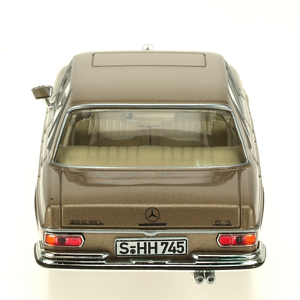 Mercedes 300 SEL 6.3 -W109- (1968) White Box 186665 1:43 