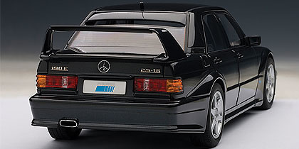 Autoart 76131 Mercedes Benz 190E 2.5-16V Evolution 2 -W201- (1990) Autoart 1:18 color negro metalizado