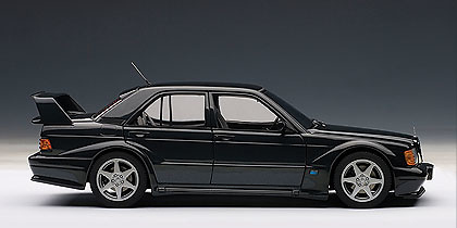 Autoart 76131 Mercedes Benz 190E 2.5-16V Evolution 2 -W201- (1990) Autoart 1:18 color negro metalizado
