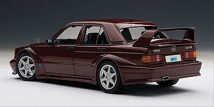 Mercedes Benz 190E 2.5-16V Evolution 2 -W201- (1990) Autoart 76132 1:18 Mercedes Benz 190E 2.5-16V Evolution 2 -W201- (1990) Autoart 1:18 color rojo metalizado