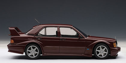Mercedes Benz 190E 2.5-16V Evolution 2 -W201- (1990) Autoart 76132 1:18 Mercedes Benz 190E 2.5-16V Evolution 2 -W201- (1990) Autoart 1:18 color rojo metalizado