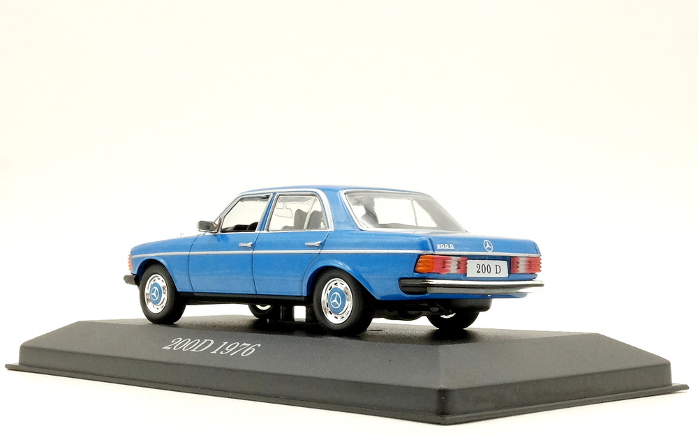 Mercedes Benz 200 D -W123- (1976) Altaya 1/43 