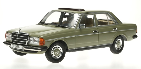 Mercedes Benz 230 E -W123- (1977) Revell 08808 1/18 