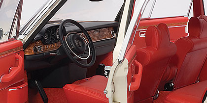 Mercedes Benz 300 SEL 6.3 -W109- (1970) Autoart 1/18 