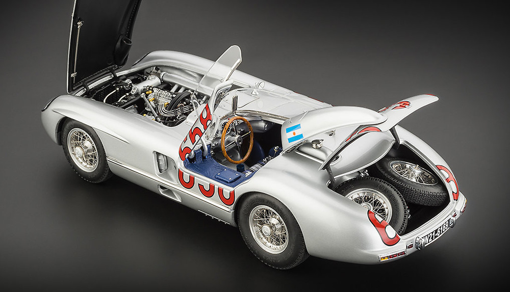 Mercedes Benz 300 SLR 