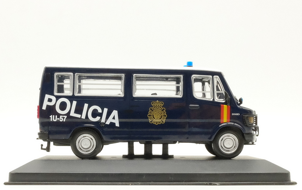 Mercedes Benz 310D 