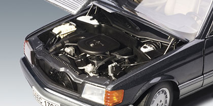 Mercedes Benz 500 SEC (W126) Coupé (1986) Autoart 1/18 