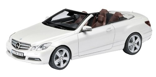 Mercedes Benz Clase E Cabriolet -C207- (2010) Schuco 1/43 Blanco Perlado 