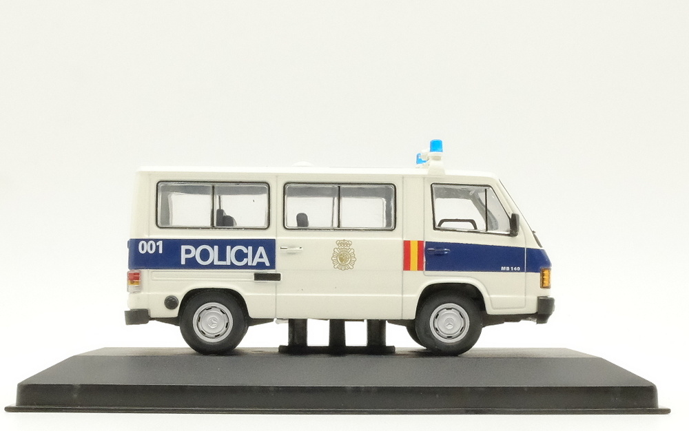 Mercedes Benz MB140 