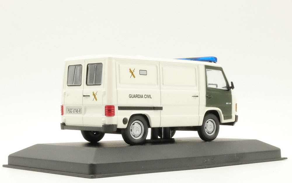 Mercedes Benz MB140 