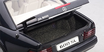 Mercedes Benz SL 600 -R129- (1993) Autoart 76232 1/18 