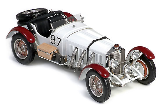 Mercedes-Benz SSKL Mille Miglia (1931) CMC M055 1/18 