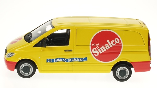 Mercedes Benz Vito Sinalco (2003) Minichamps 400032261 1/43 