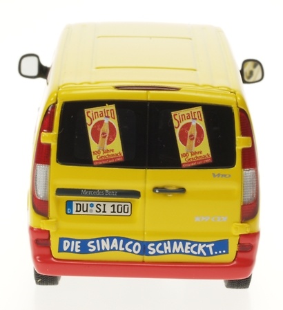 Mercedes Benz Vito Sinalco (2003) Minichamps 400032261 1/43 