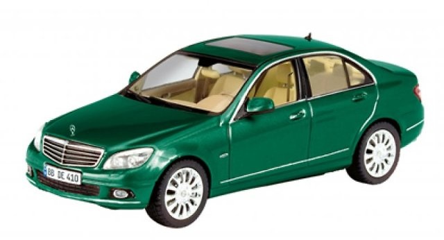 Mercedes Clase C -W204- (2007) Schuco 1/43 Verde Metalizado Elegance 