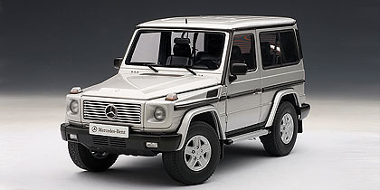 Mercedes Benz Clase G -W463- (1990) Autoart 76112 1:18 