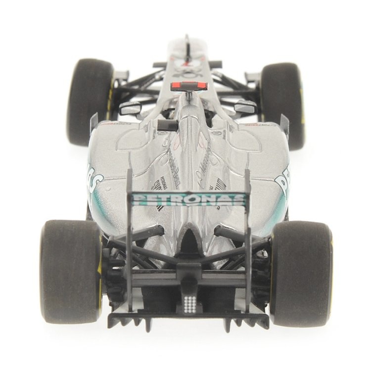 Mercedes W02 