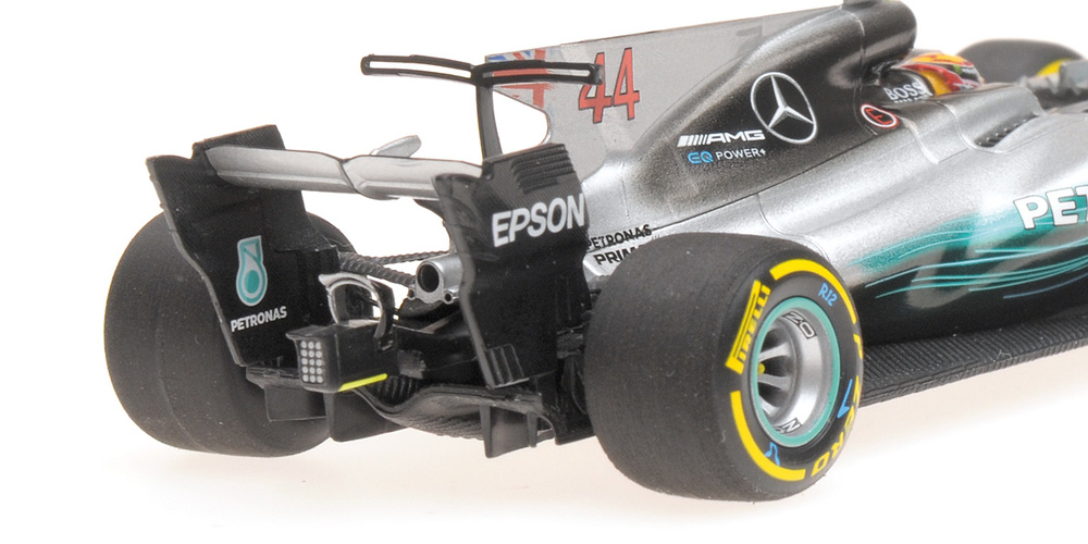 Mercedes W08 