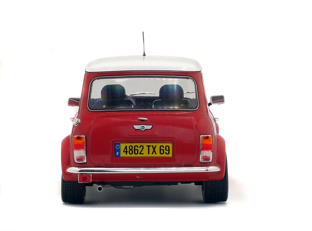 Mini Cooper Sport (1997) Solido S1800602 1/18 