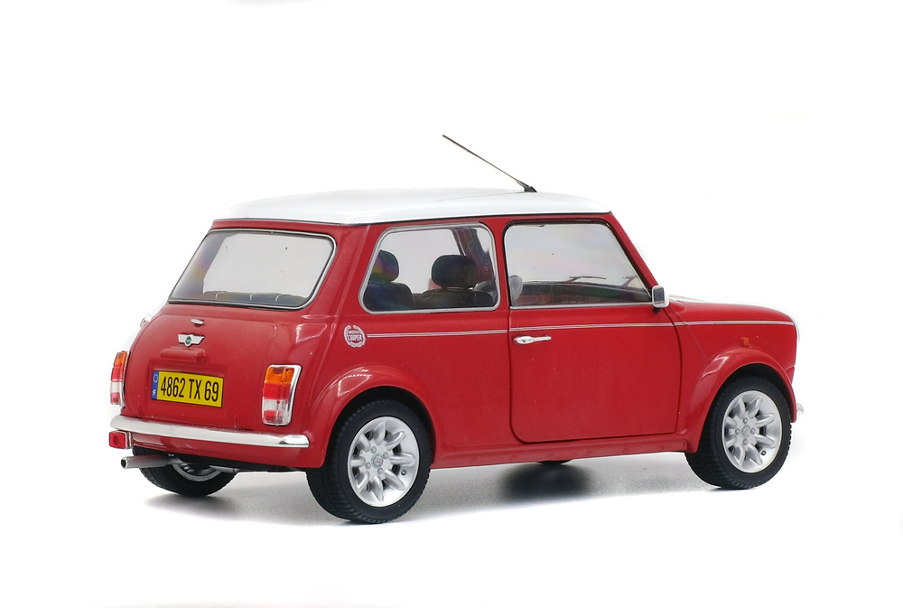 Mini Cooper Sport (1997) Solido S1800602 1/18 