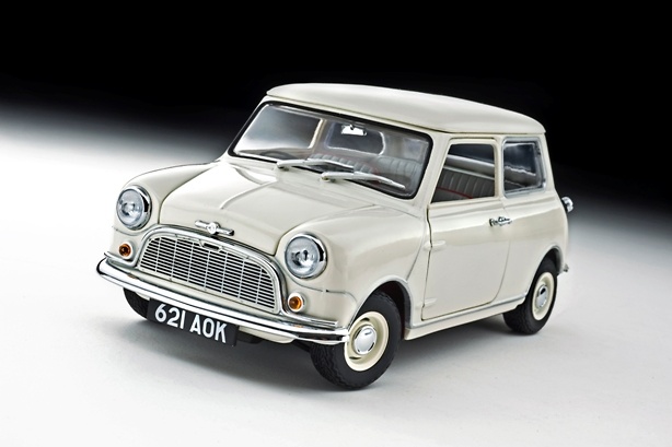 Mini Morris Minor (1959) Kyosho 08105W 1/18 Mini Morris Minor (1959) Kyosho 1:18