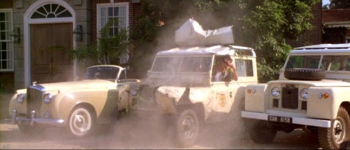 Miniatura Land Rover 88 pelicula Ace Ventura 