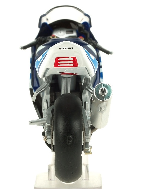 Suzuki GSX-R nº 2 J.M. Bayle - S. Gimbert - N. Dussauge () Altaya 0000 1/24 